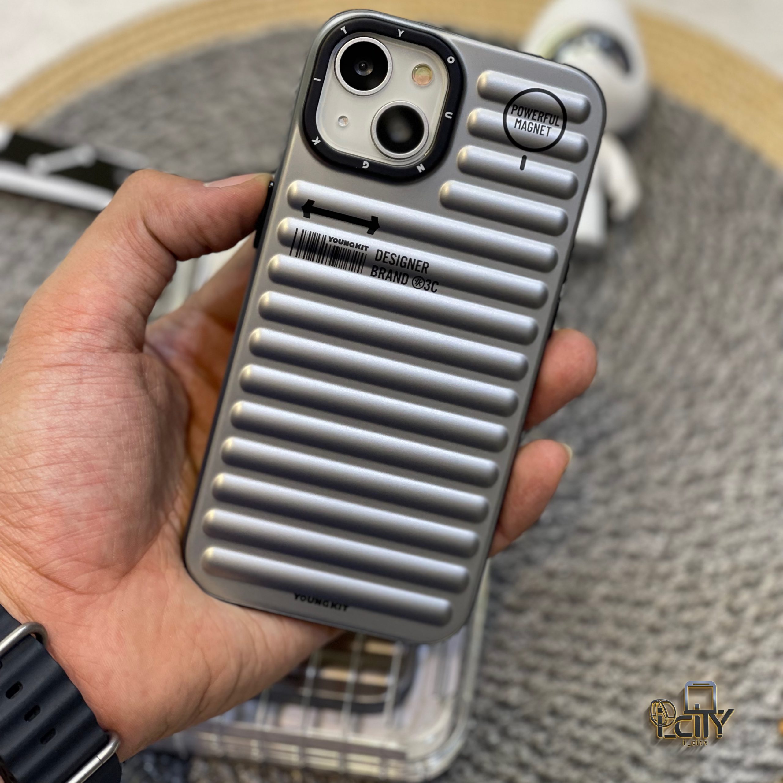 قاب یانگ کیت سیلور تروکالر مگسیف آیفون13،13پرو،13پرومکس،14پرومکس Youngkit silver true color magsafe iphone13,13pro,13promax,14promax