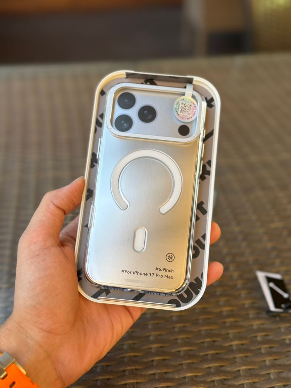 قاب یانگ کیت مدل کریستال شیلد Youngkit Crystal shield Magsafe Series مناسب برای آیفون های سری 17